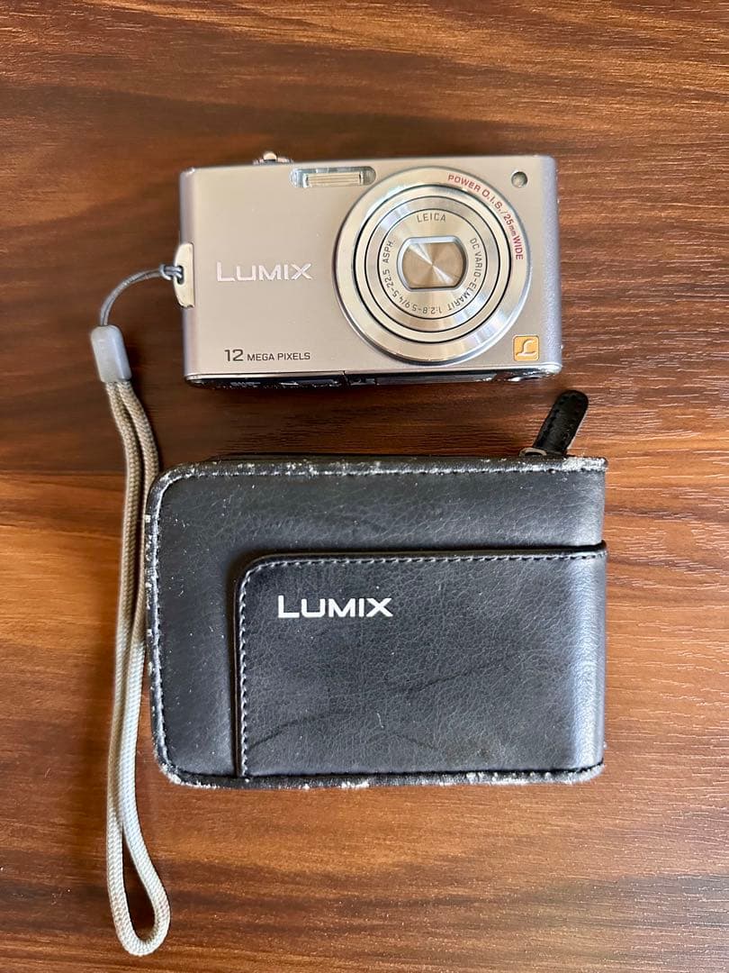 Panasonic LUMIX DMC-FX65（良品・バッテリー＆ケース付き）