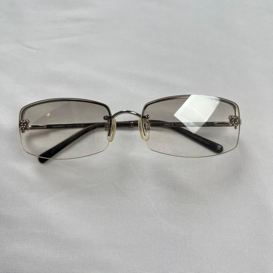 小物 CHANEL linestone half rim sunglasses