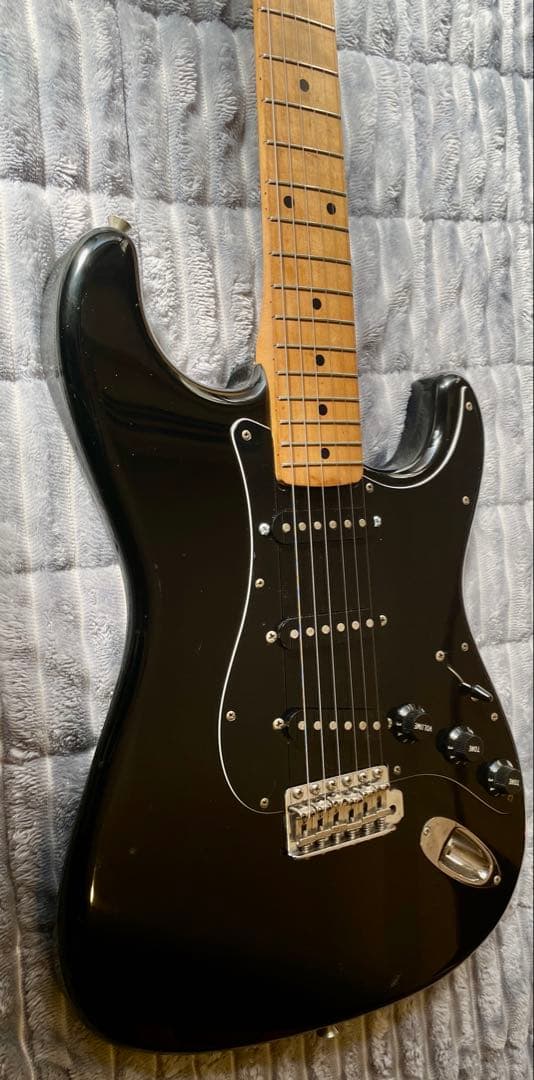 j*c様 フジゲン製 Squier ストラキャスター SST33 Lシリアル
