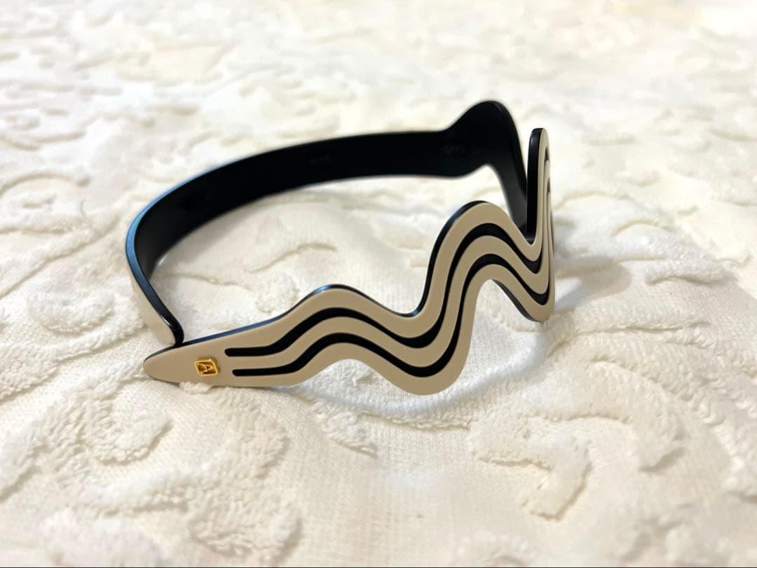 【美品】アレクサンドルドゥパリ　ウェーブ　カチューシャ