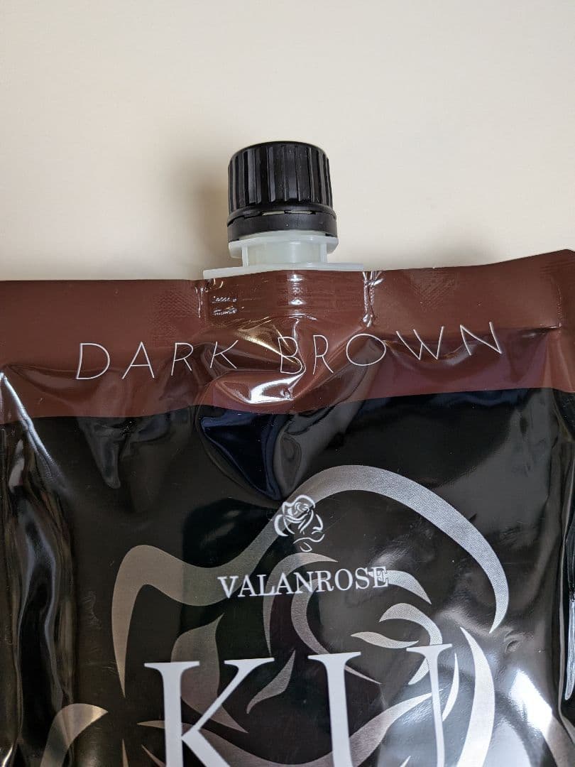 KURO Cream shampoo ダークブラウン　400g