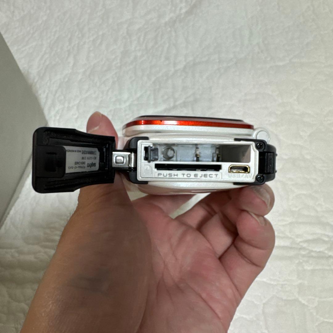 sanyo xacti dmx-ca6 サンヨー　ザクティ