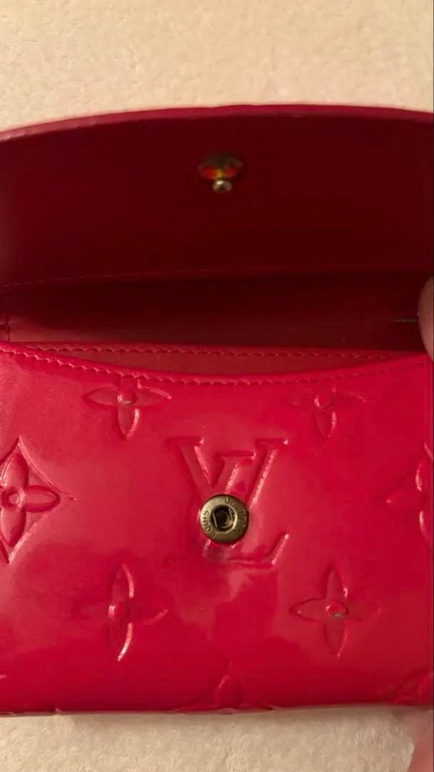 m*o様 Louis Vuitton ヴェルニ　小物財布 赤 ピンク