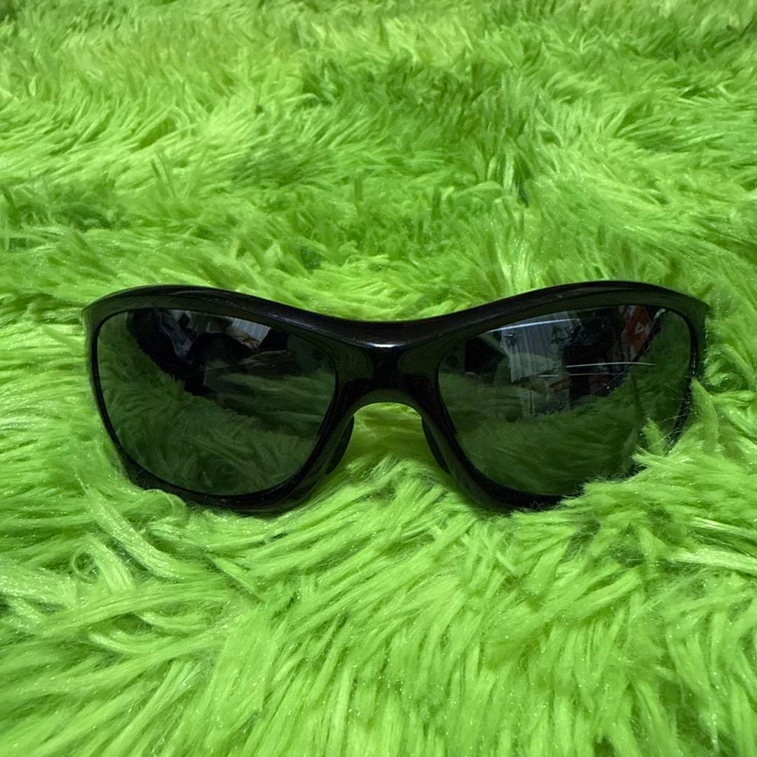 OAKLEYピットブル