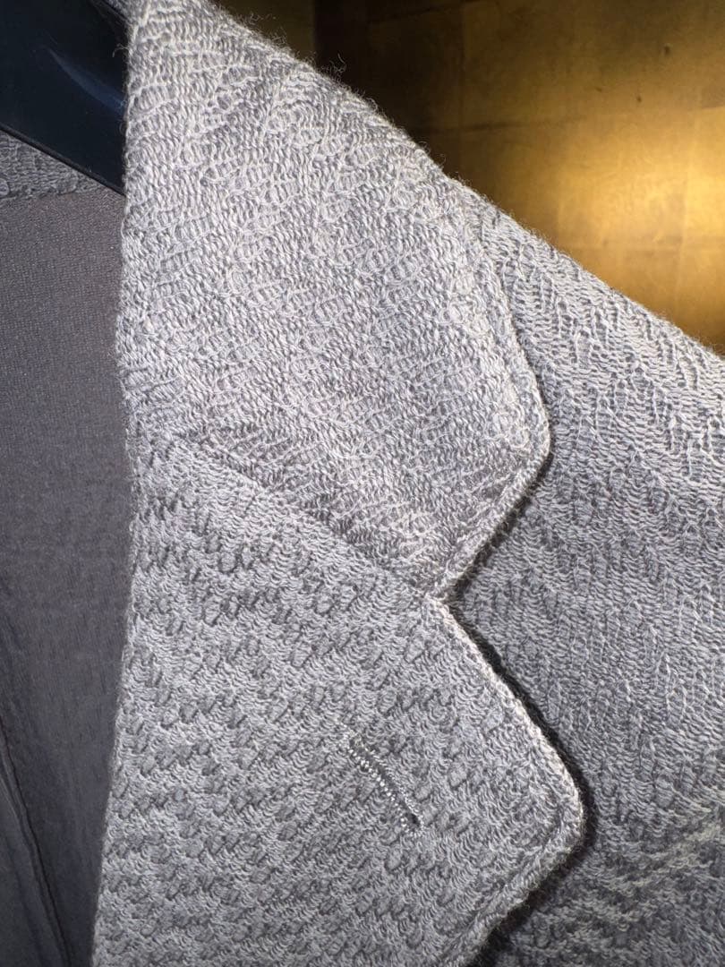 【エンポリオアルマーニ】極美品定価250,000円折柄薄手ジャケット52