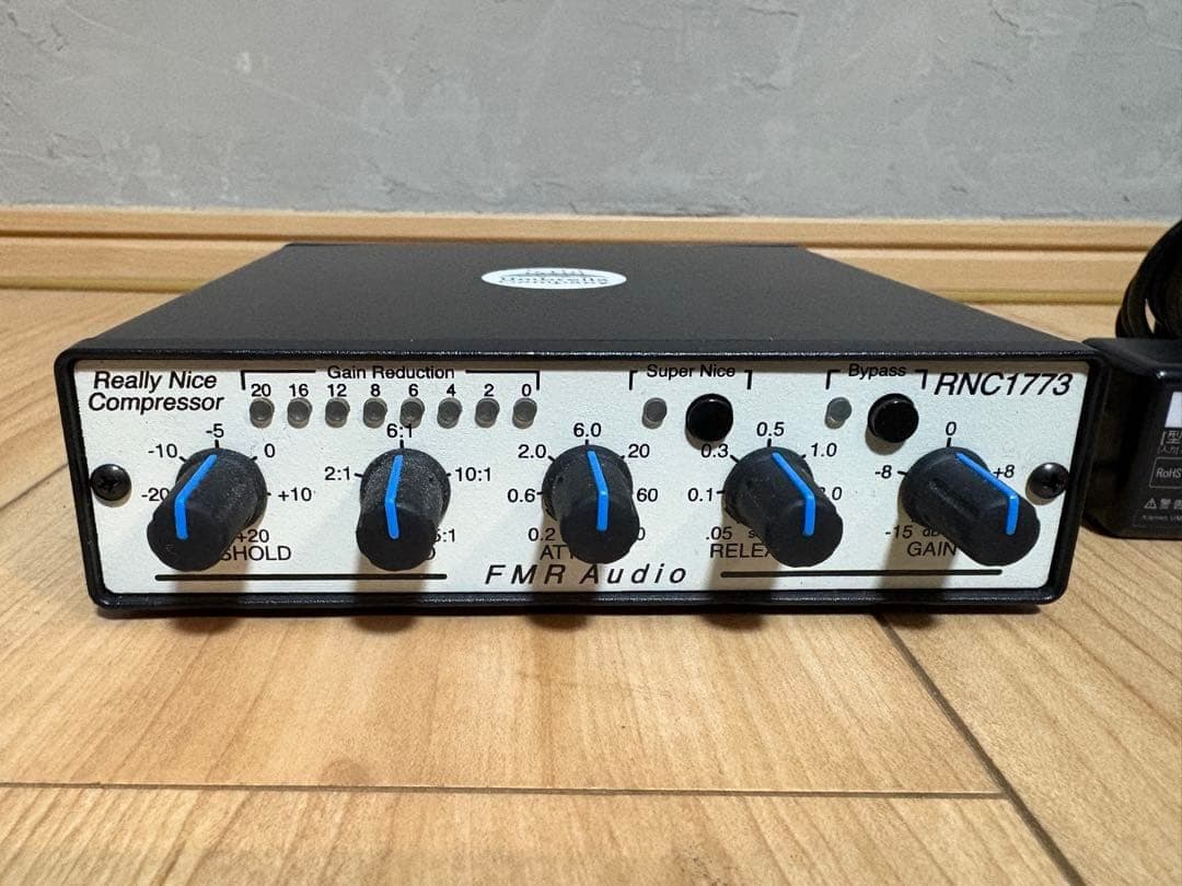 FMR AUDIO RNC1773 with Hi-Z Input ベースコンプ