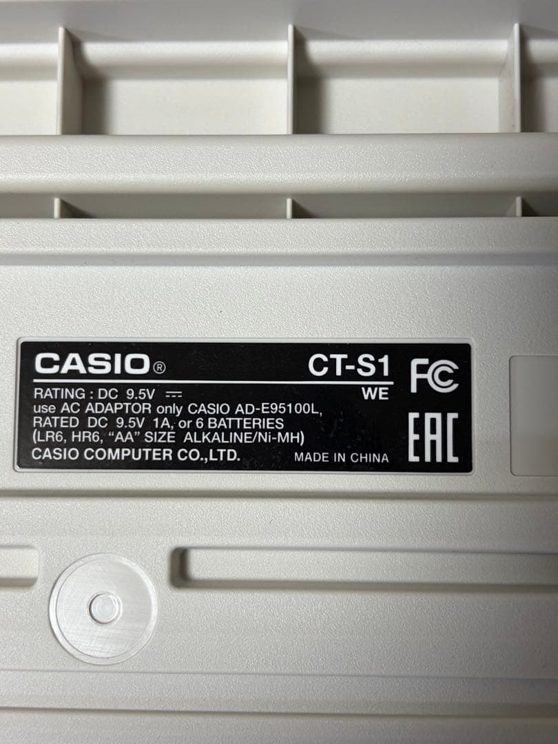 CASIO CT-S1 ホワイト 61鍵 電子ピアノ