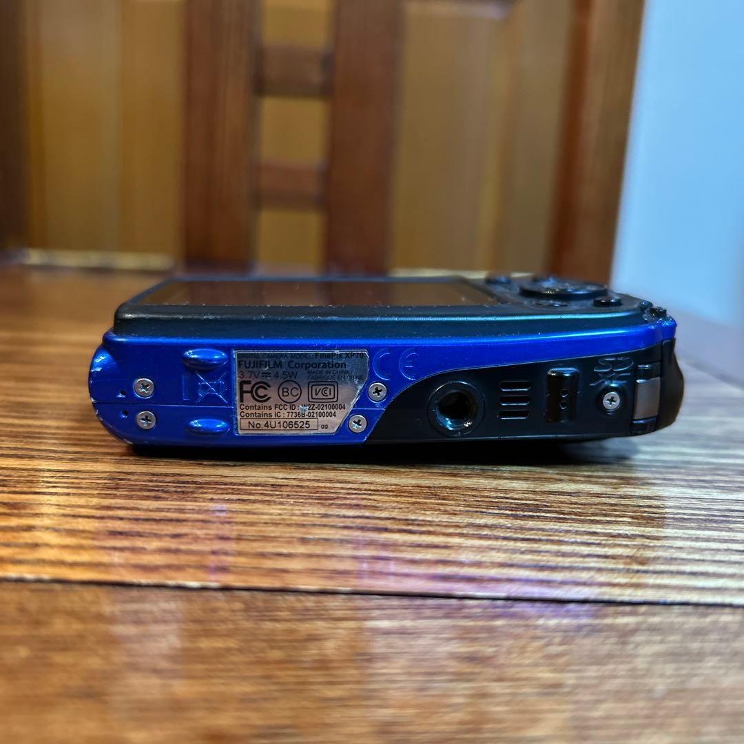 FUJIFILM XP70 防水デジタルカメラ