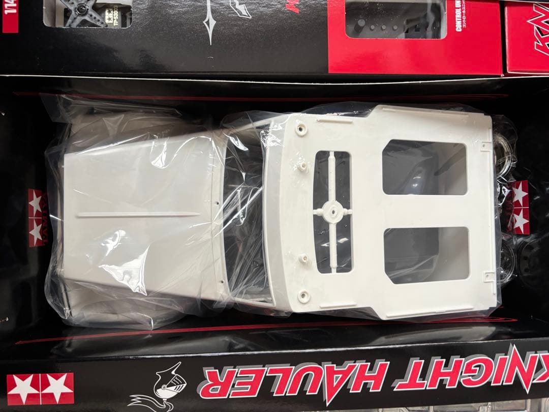 Tamiya KNIGHT HAULER 1/14 ラジコントラクター