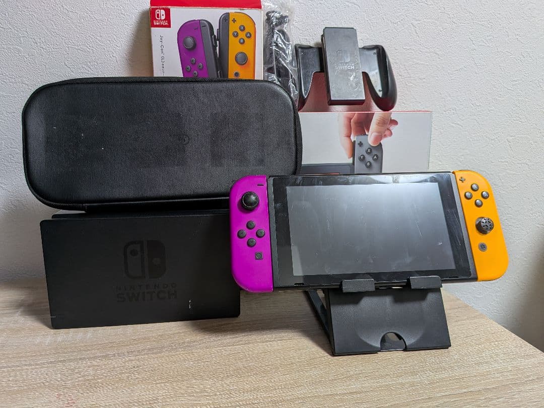 Nintendo Switch 本体 紫、黄Joy-Con※ジャンクです 箱あり