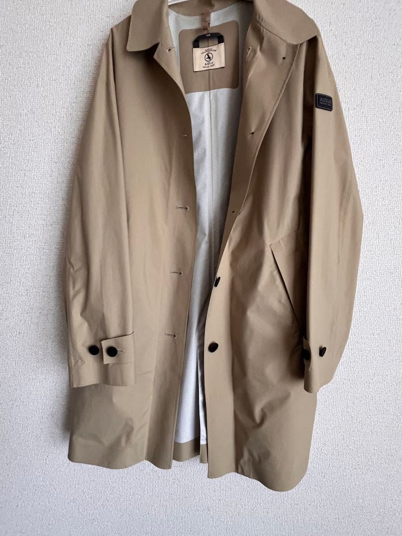 AIGLE 防水コート ベージュ 取り外し可能 フード付きライナーあり