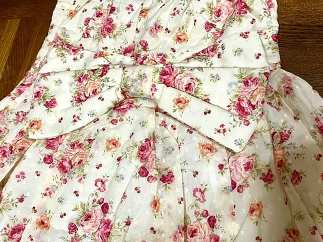 未使用！ リズリサ 花柄キャミワンピース ホワイト バラ 薔薇 ローズ フラワー