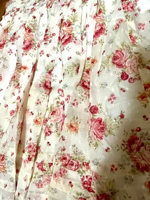 未使用！ リズリサ 花柄キャミワンピース ホワイト バラ 薔薇 ローズ フラワー