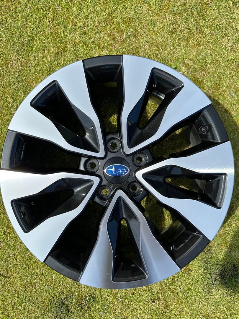 【新車外し】スバル レガシィアウトバック18インチ ホイール 4本セット