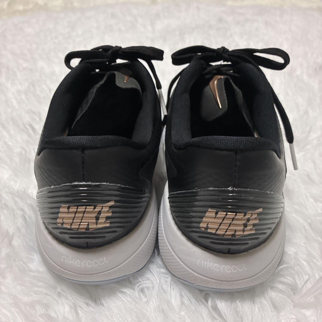 未使用！NIKE ゴルフシューズ 24〜24.5cm ブラック　ゴールド