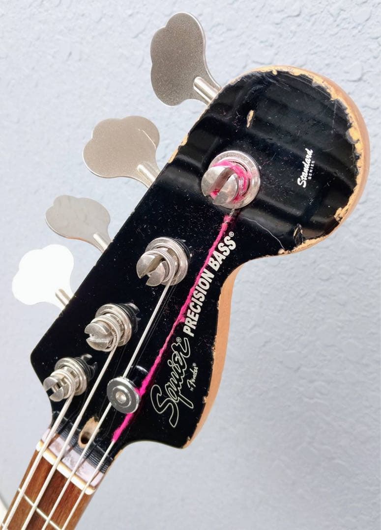 ベース Squier by Fender Precision BASS