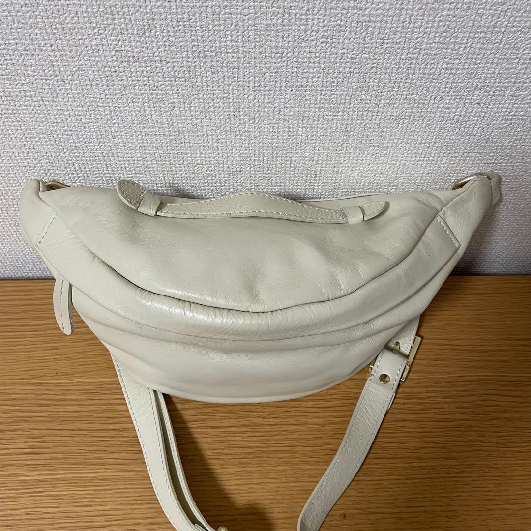 AULENTTI オウレンティ ボディーバッグ ショルダーバッグ