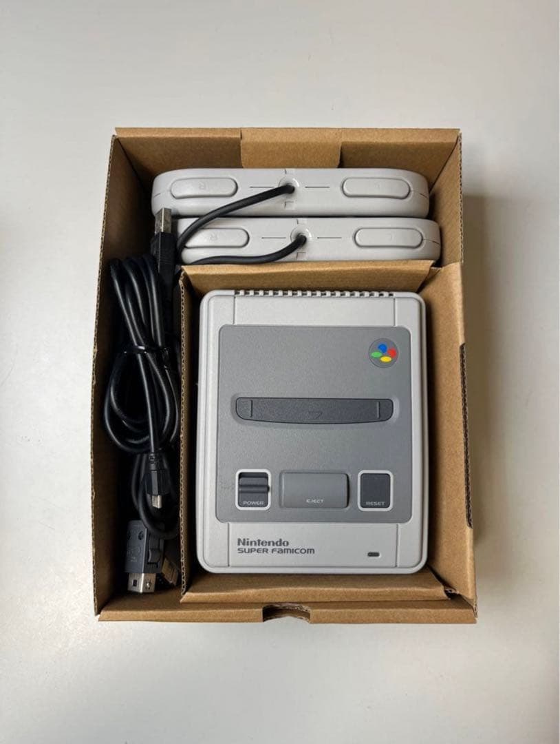 翌日までに発送　ニンテンドークラシックミニスーファミミニ 送料無料