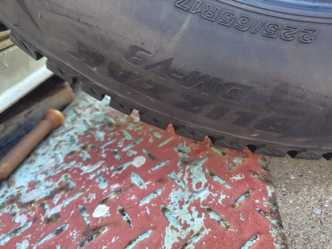 ブリヂストン DM-V3 225/65R17 2021年製２本セット