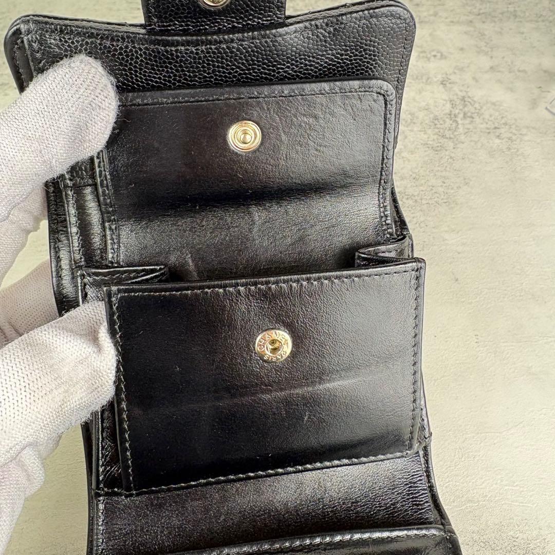 CHANEL マトラッセ　キャビアスキン　三つ折り　財布　ケース