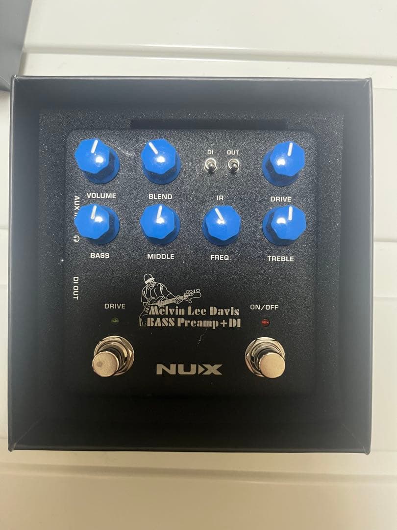 ベース NUX Melvin Lee Davis BASS Preamp+DI