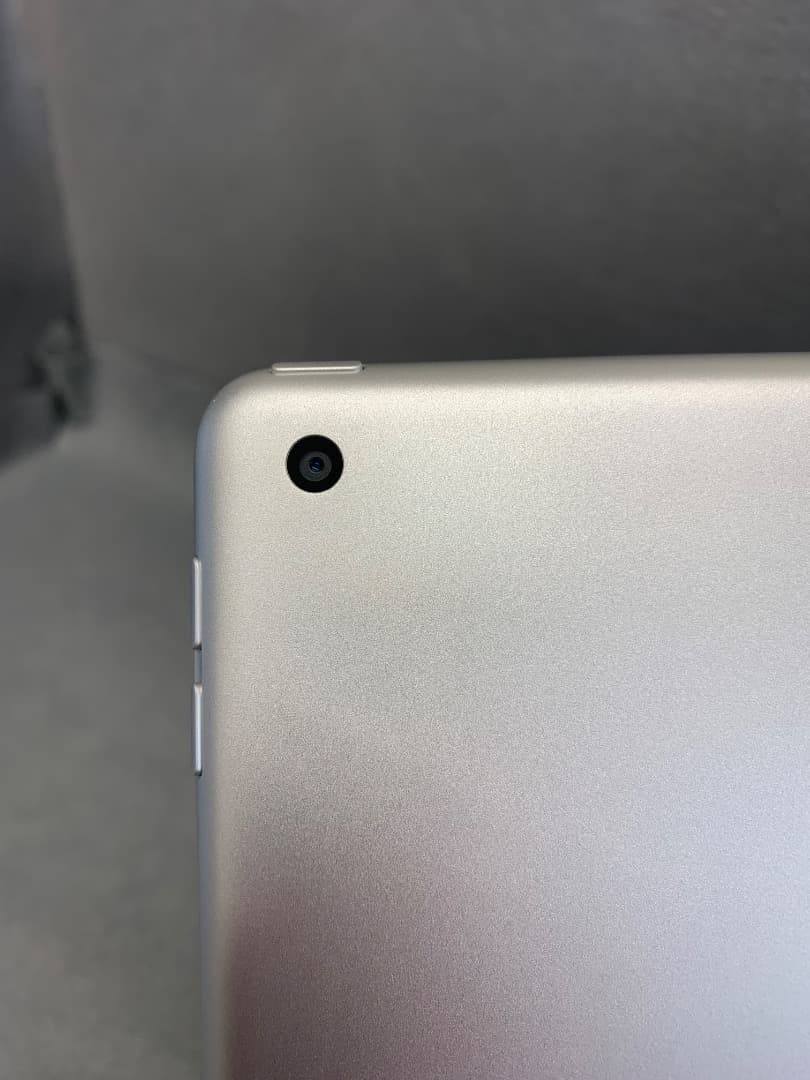 超美品 iPad 第9世代 64GB Wi-Fi版 シルバー色
