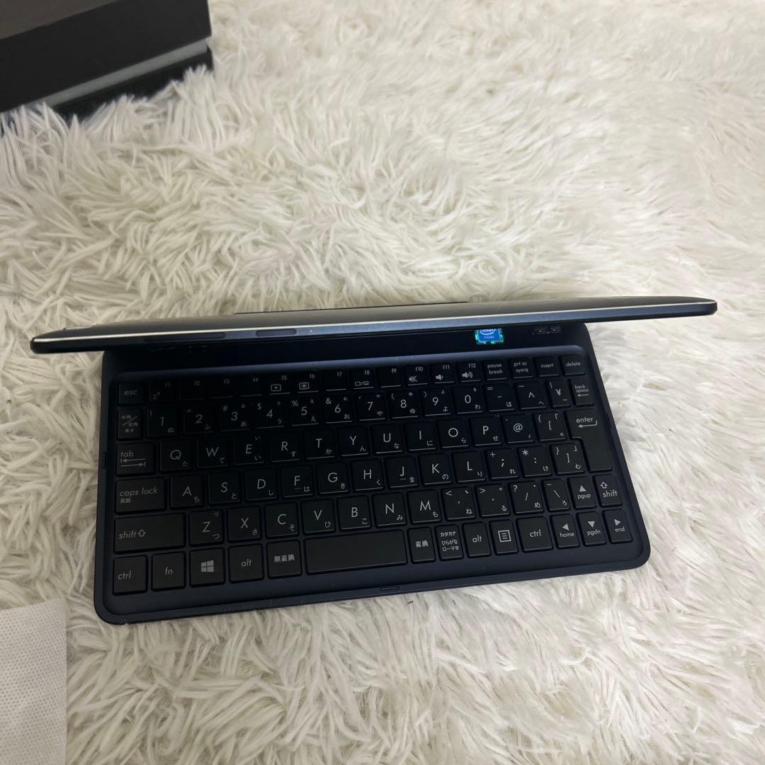 ASUS TransBook Chi Windowsタブレット　付属品