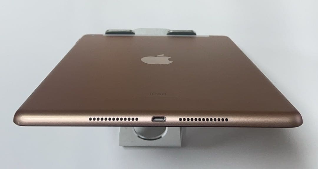 iPad 7世代 WiFi + Cellular 128GBゴルト