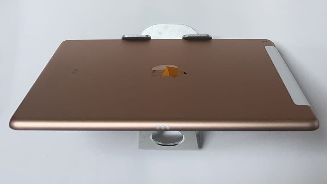 iPad 7世代 WiFi + Cellular 128GBゴルト