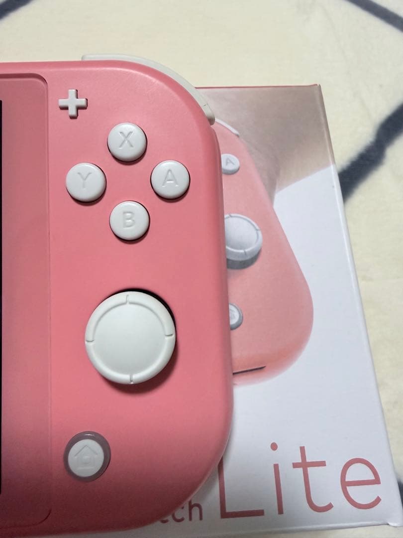 【箱あり】Nintendo Switch Lite コーラル本体