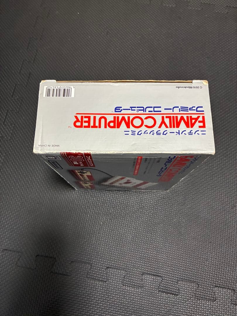 ニンテンドー　クラシックミニ　ファミリーコンピュータ　ファミコン