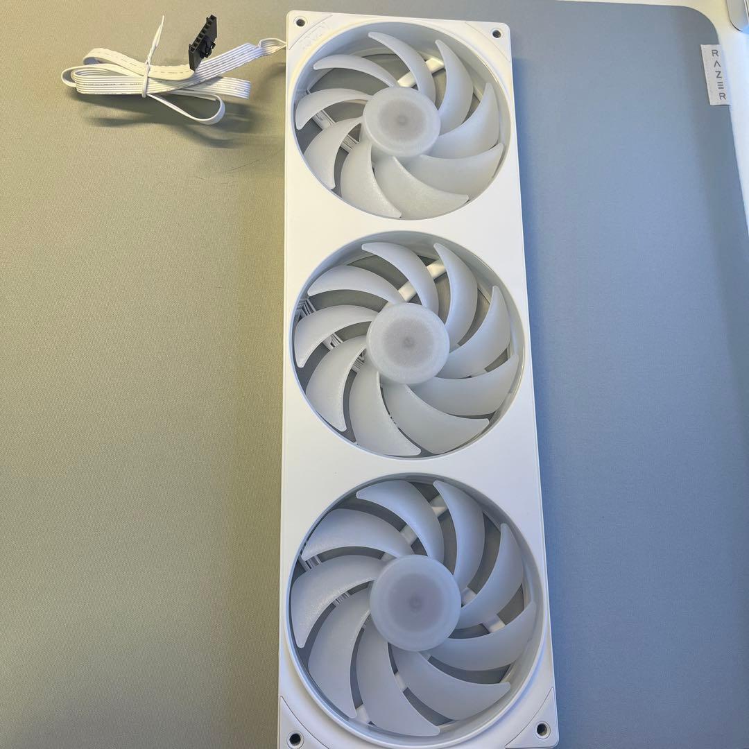 NZXT F360 RGB CORE RGBファンユニット 3基