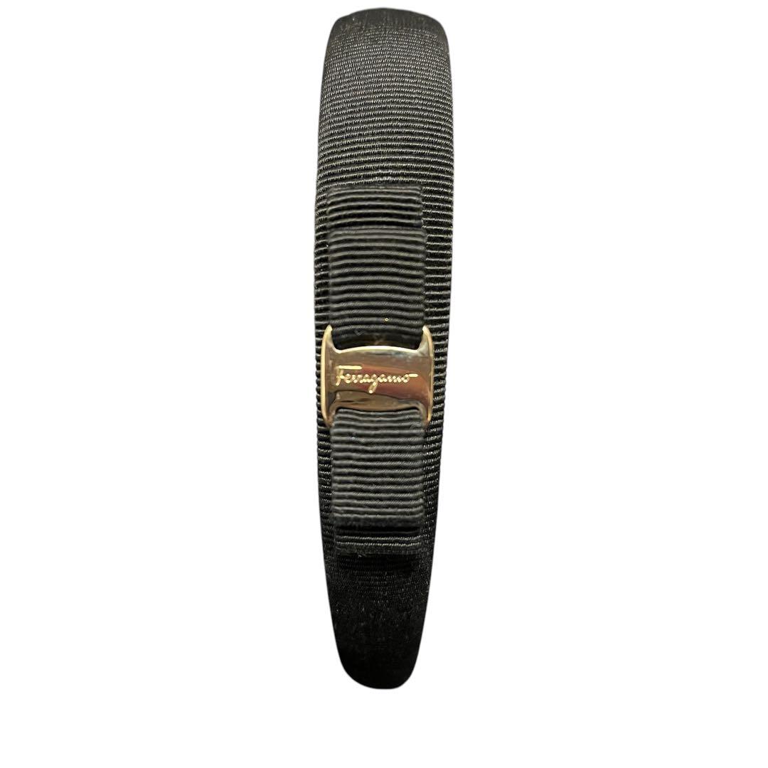 【極美品】Salvatore Ferragamo ヴァラ カチューシャ ブラック