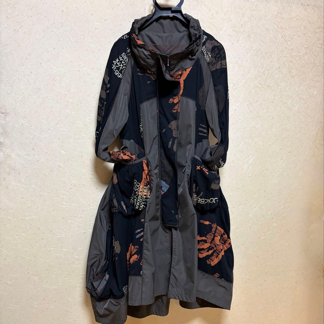 エターナリーブレイズ・コート