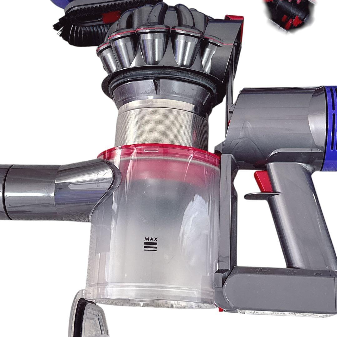 バッテリー新品級 ダイソン Dyson V7 Fluffy (SV11) 洗浄済