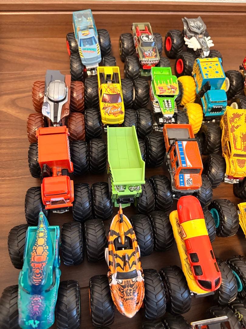 ホットウィール　モンスタートラック　20台セット