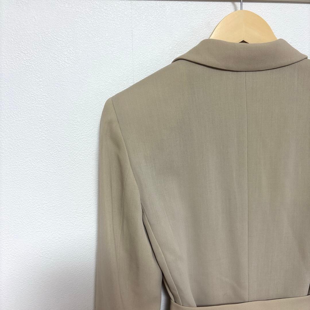 【美品 白タグ】MaxMaraヴァージンウールジャケットベージュ ラップ風 上質
