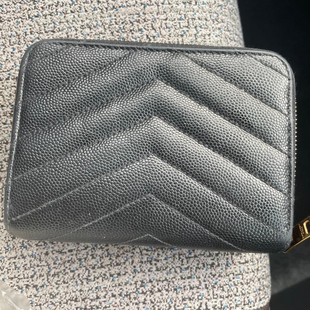 YSL ブラック キルティング 二つ折り財布