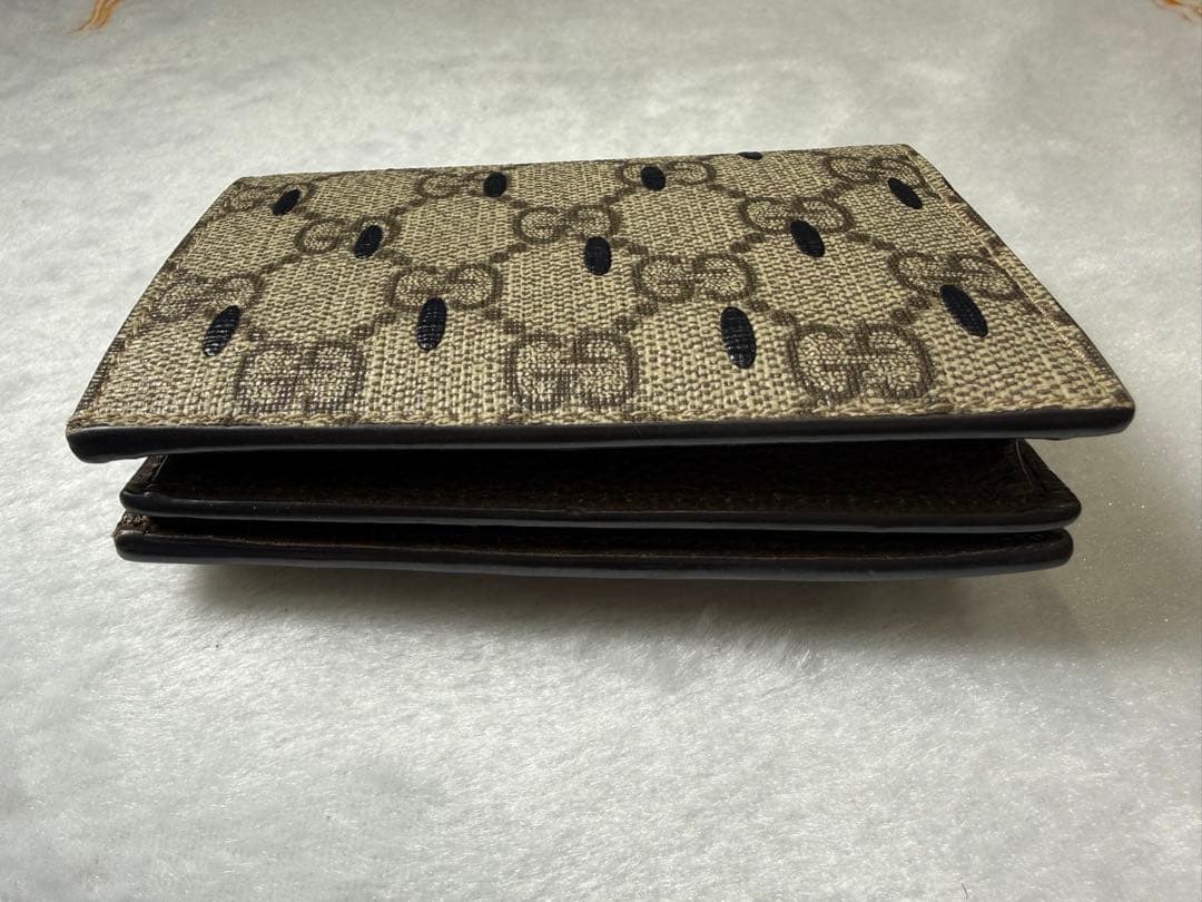 【美品・本日値引き】グッチ　折り財布　いちご　マーモント　GGスプリーム　bp8