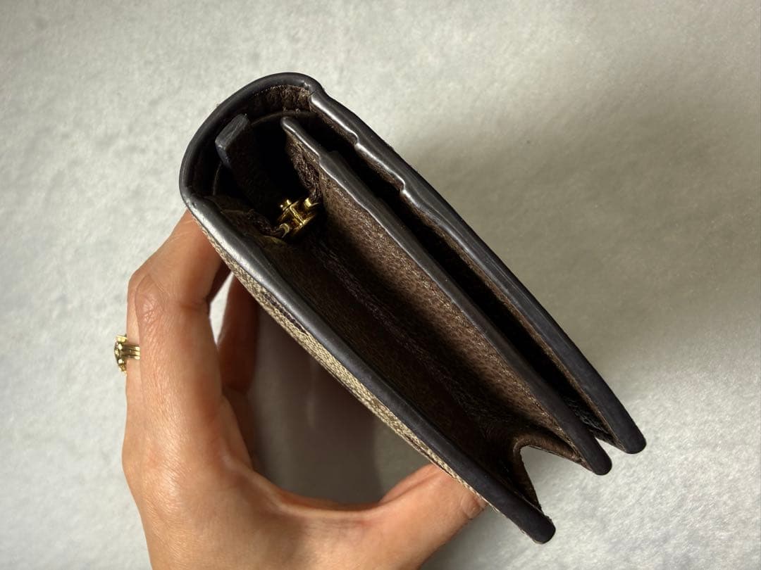 【美品・本日値引き】グッチ　折り財布　いちご　マーモント　GGスプリーム　bp8