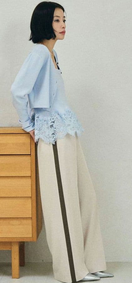 【新品】ラグナムーン　レースペプラムニットアンサンブル