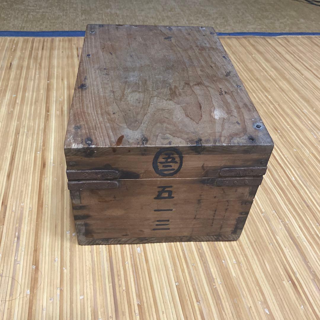 昔のレジ！木製の箱 五一三印刷付き