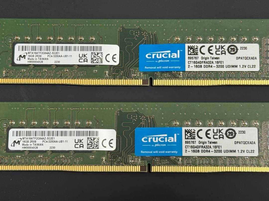 Crucial 16GB DDR4 3200MHz メモリ×2枚（32GB）