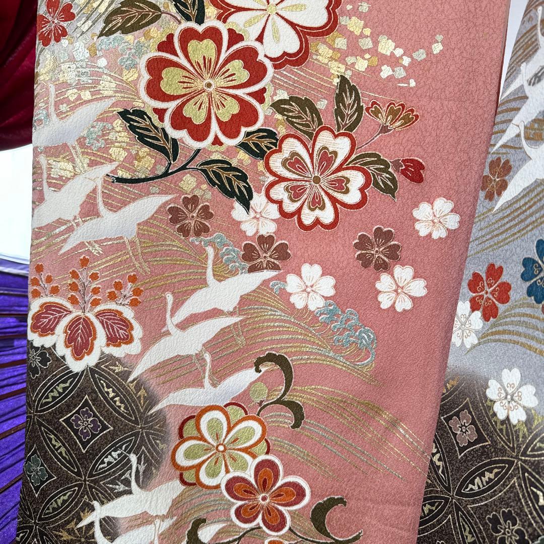 振袖フルセット　桜色/灰/黒のグラデーション飛鶴柄の格調高いデザインのお振袖正絹