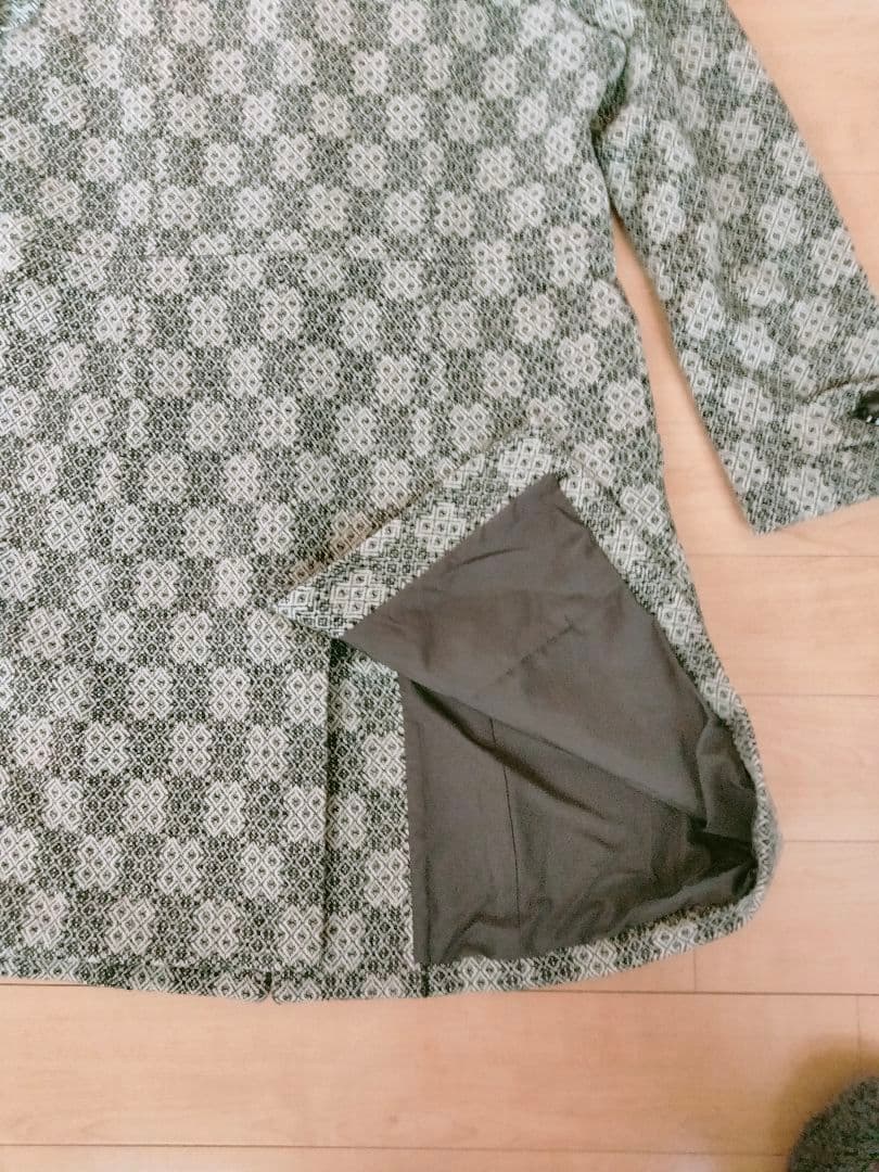 LAURAASHLEY ブラックとホワイトロングコート　13号