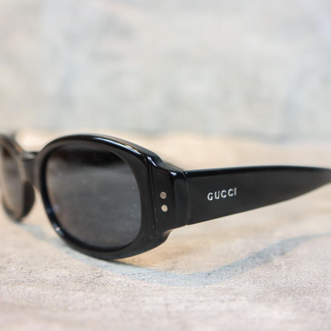GUCCI グッチ ロゴ サングラス ブラック ケース付き ユニセックス