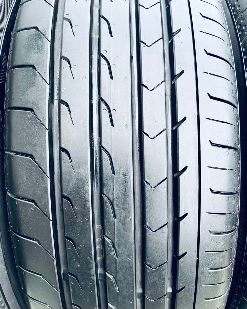 215/60 R17、YOKOHAMA BluEarth RV-03、2025年