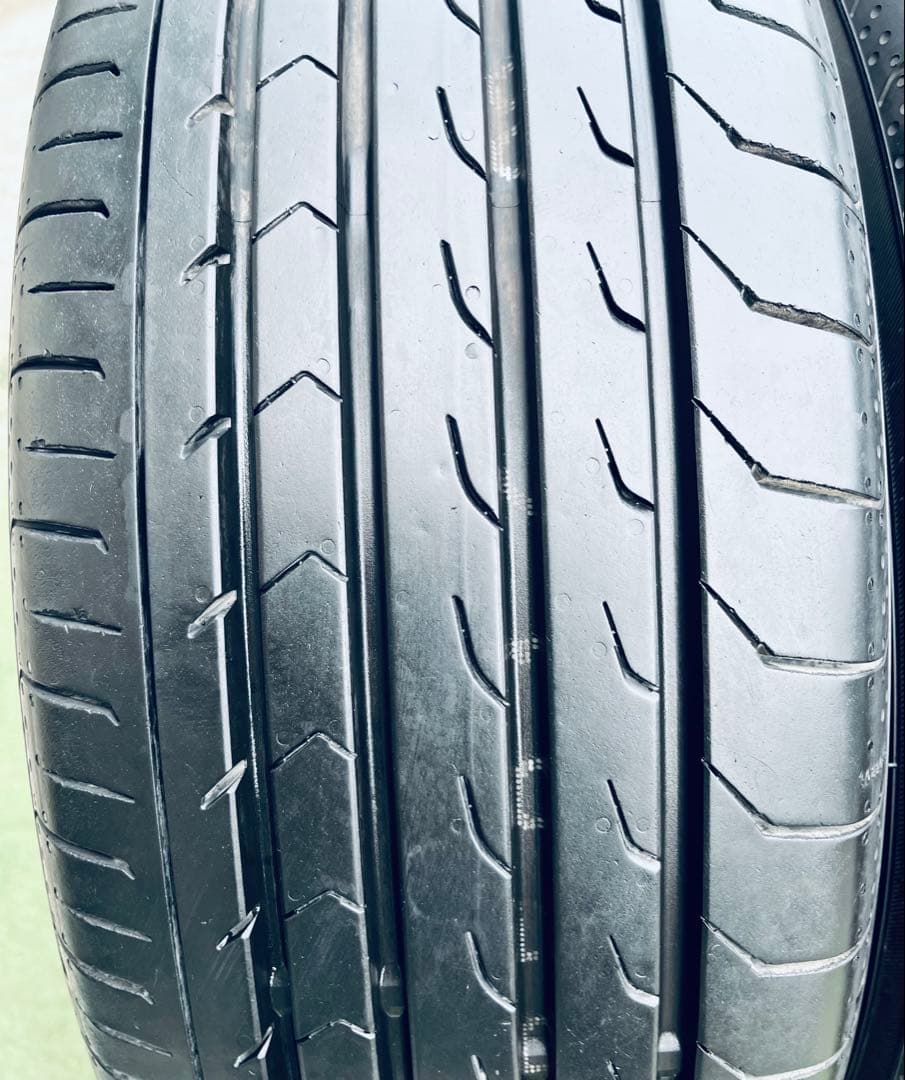 215/60 R17、YOKOHAMA BluEarth RV-03、2025年