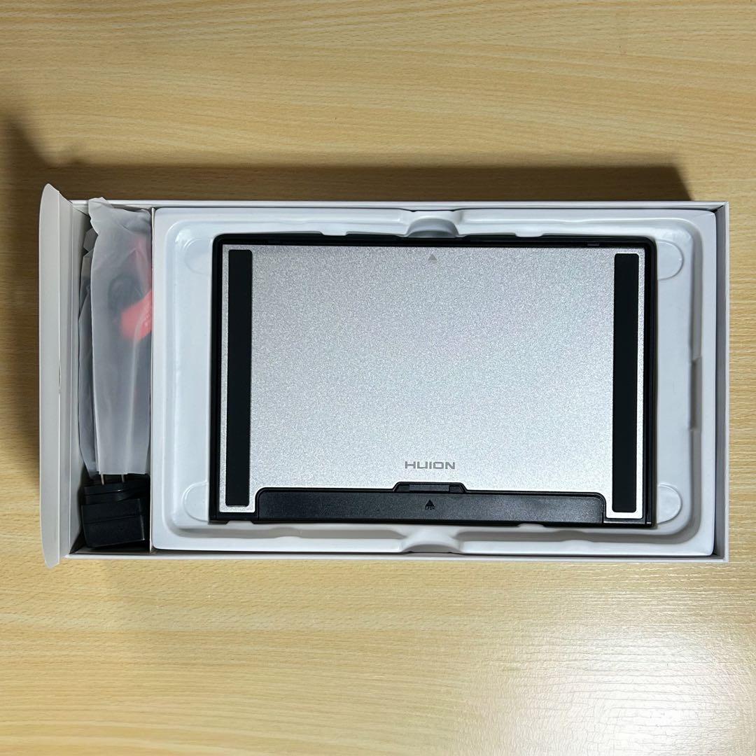 HUION 液晶ペンタブ Kamvas 12 豪華版【付属品完備】