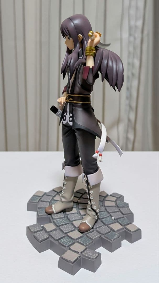 テイルズ・オブ・ヴェスペリア　ユーリ・ローウェル　1/8フィギュア　アルター